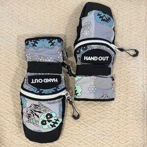 Hand Out Mittens Girl or Boy, Kids, Ski or Snowboarding - Size Medium